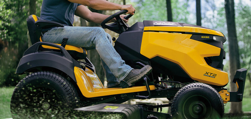 Cub Cadet XT2 Review
