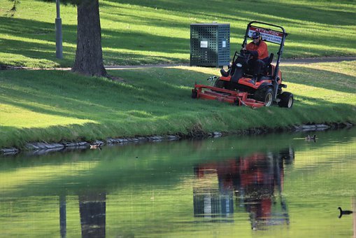 Best Husqvarna Riding Mower for Lawn Maintenance